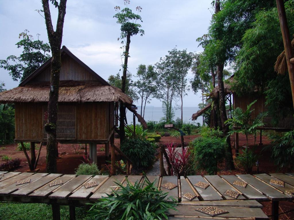 Bamboo Hideaway Resort Koh Mak Exterior photo